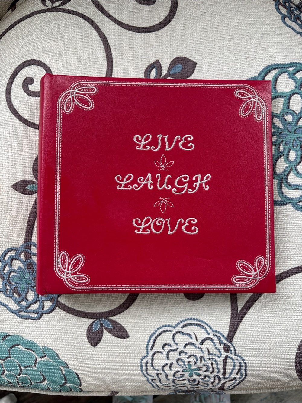 Red 'Live Laugh Love' Embroidered Photo Album